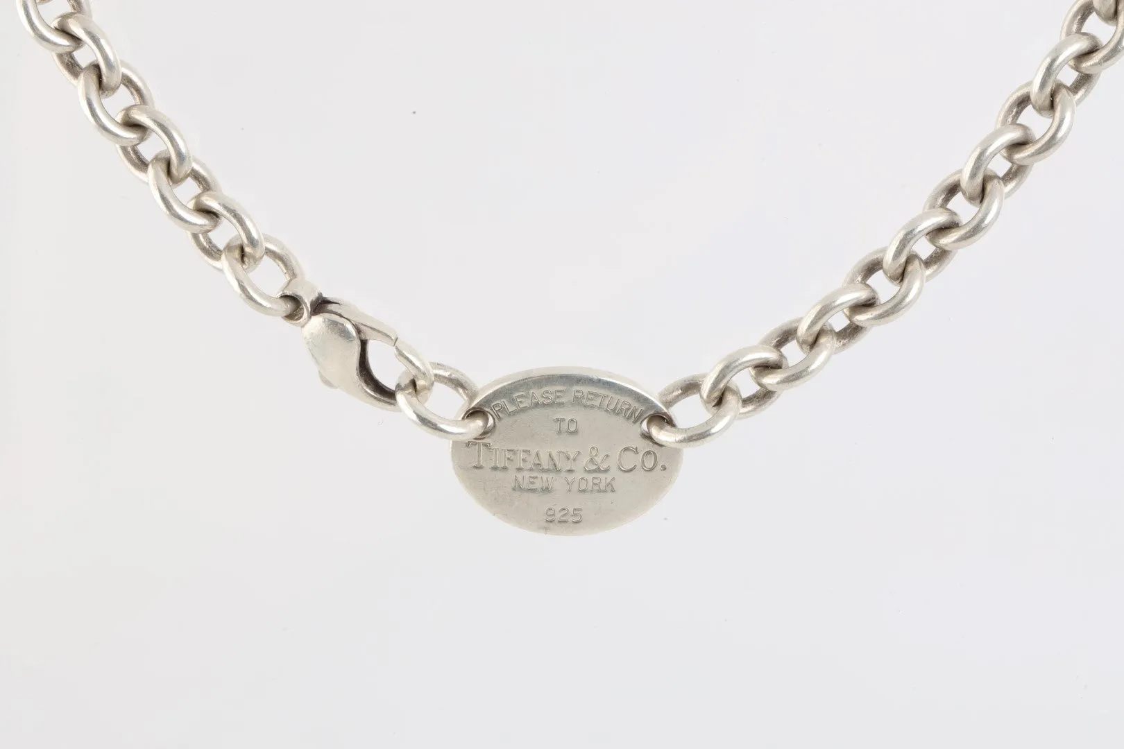 17" Tiffany & Co. 925 Silver Return to Tiffany Oval Choker Necklace (57.98g.)