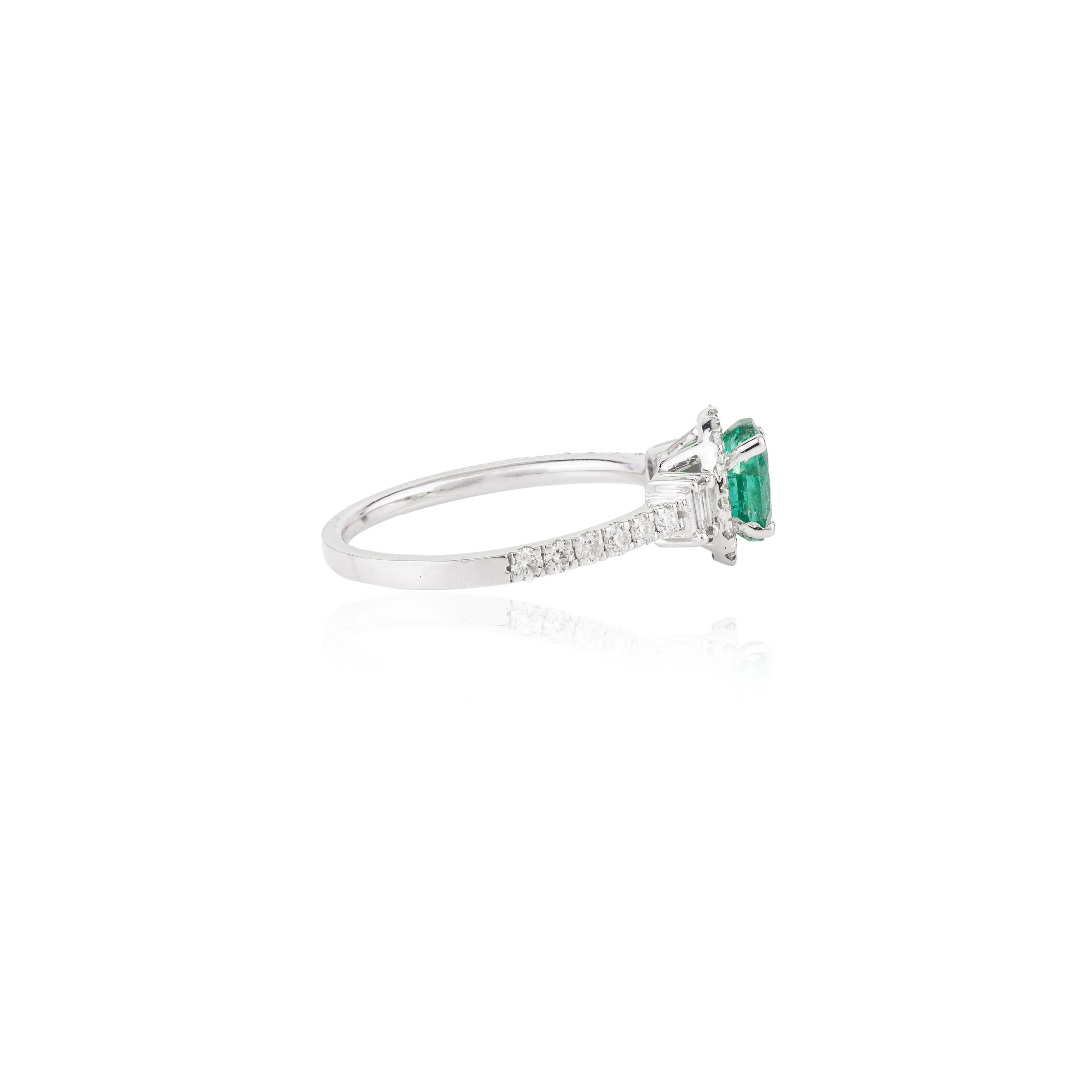 18K Gold Emerald Diamond Statement Ring