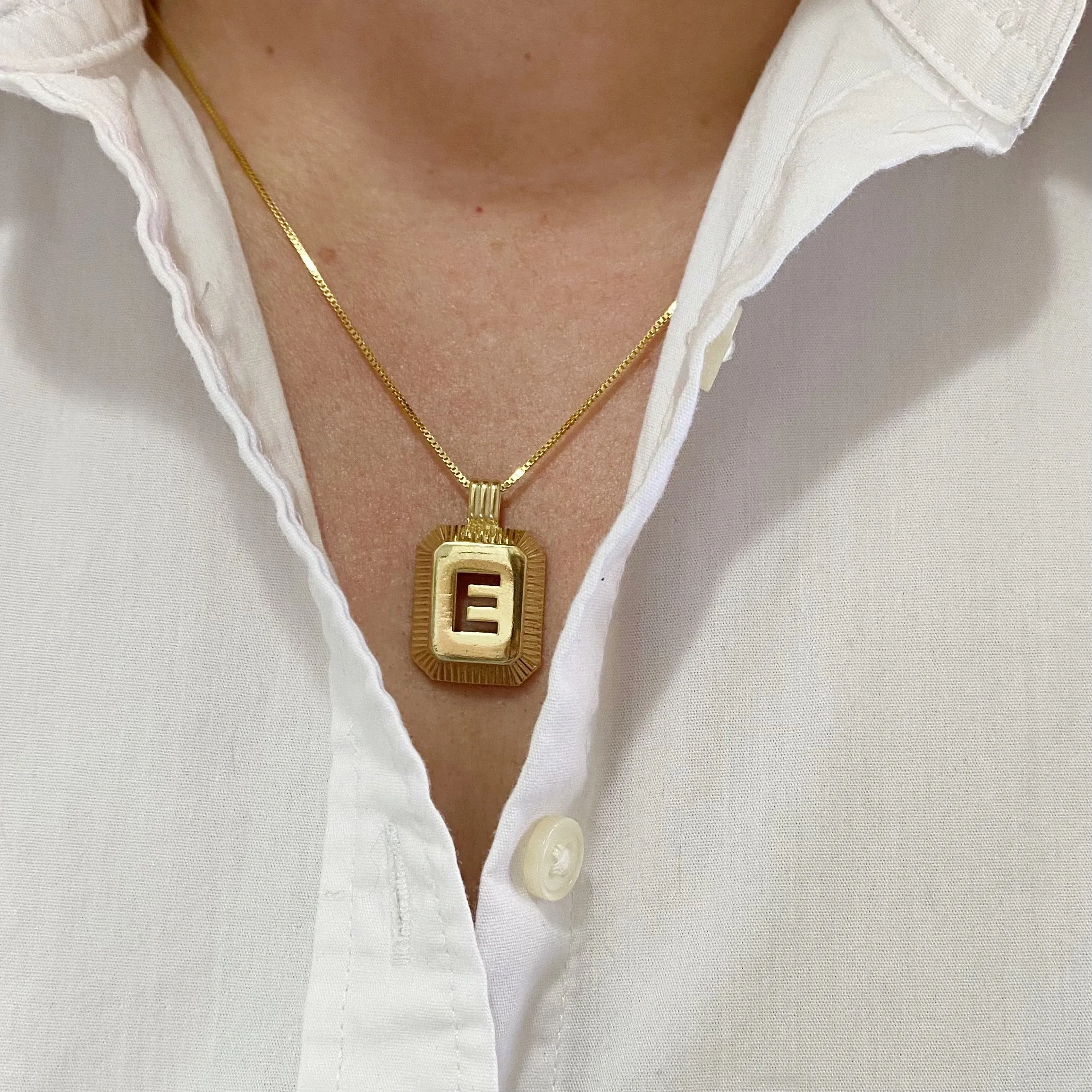 18k Gold Filled Initial Plate Pendant Letter E