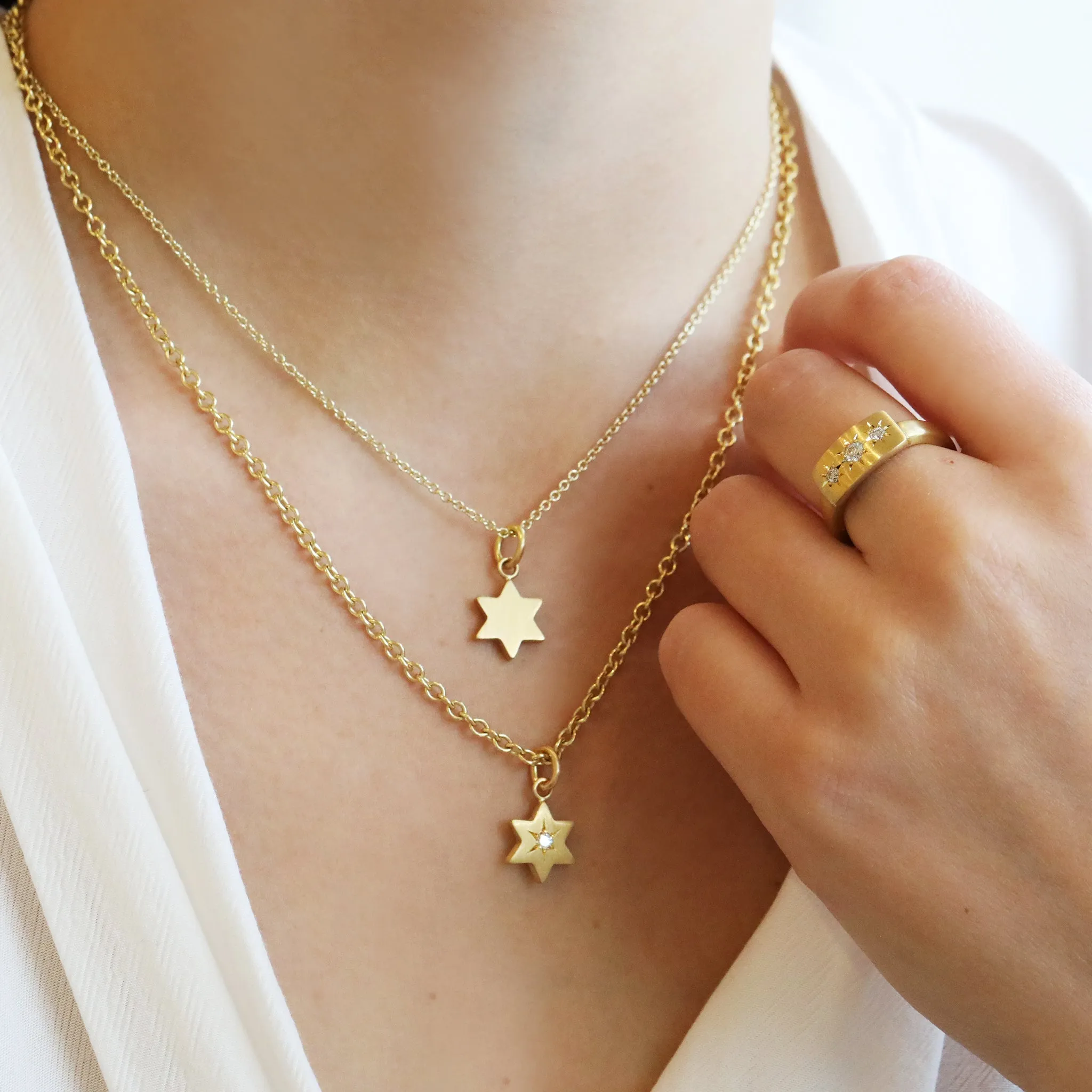 22K Gold Six-Pointed Star Pendant with Star-Set Diamond Center