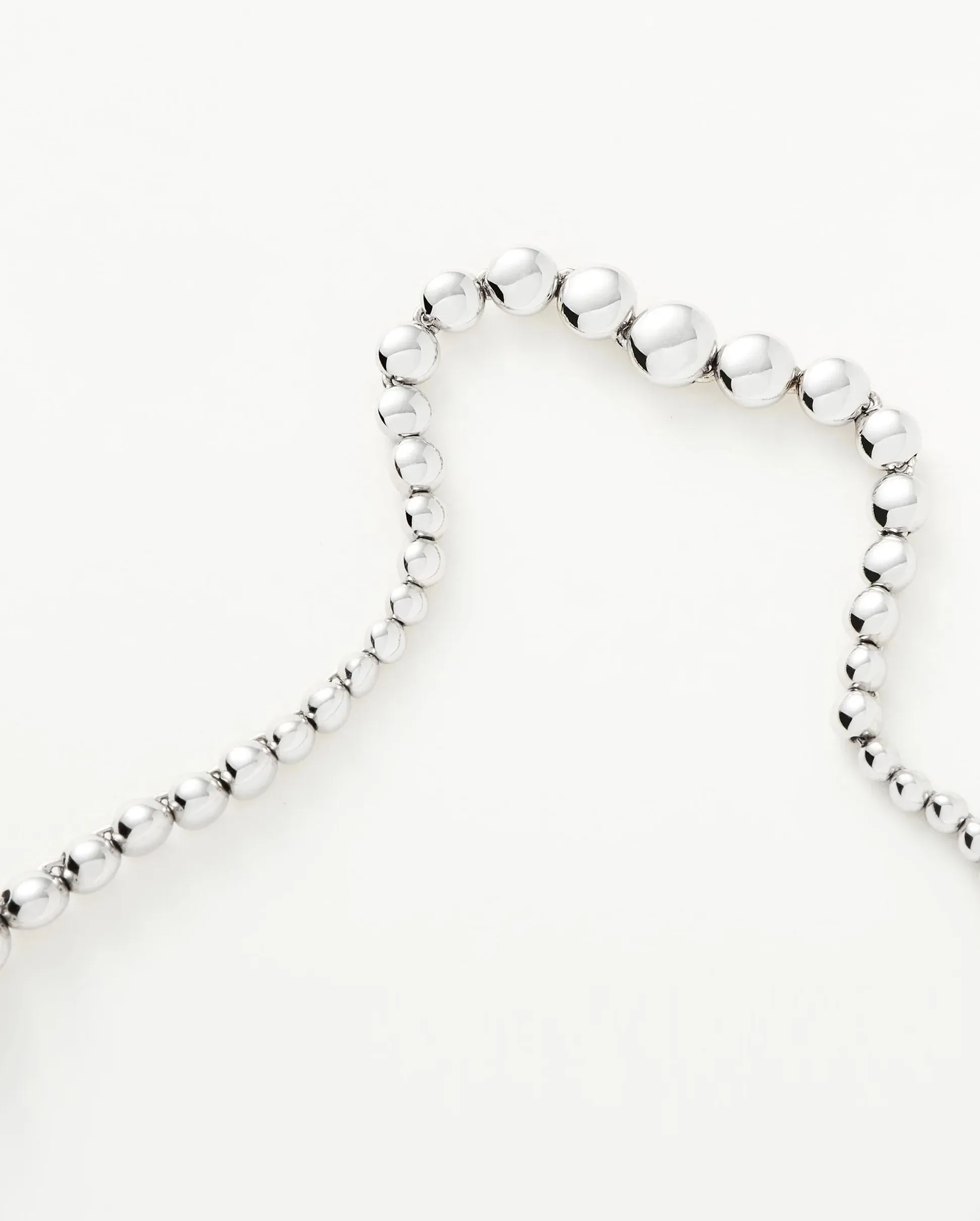 ARTICULATED BEADED CHOKER / SILVER