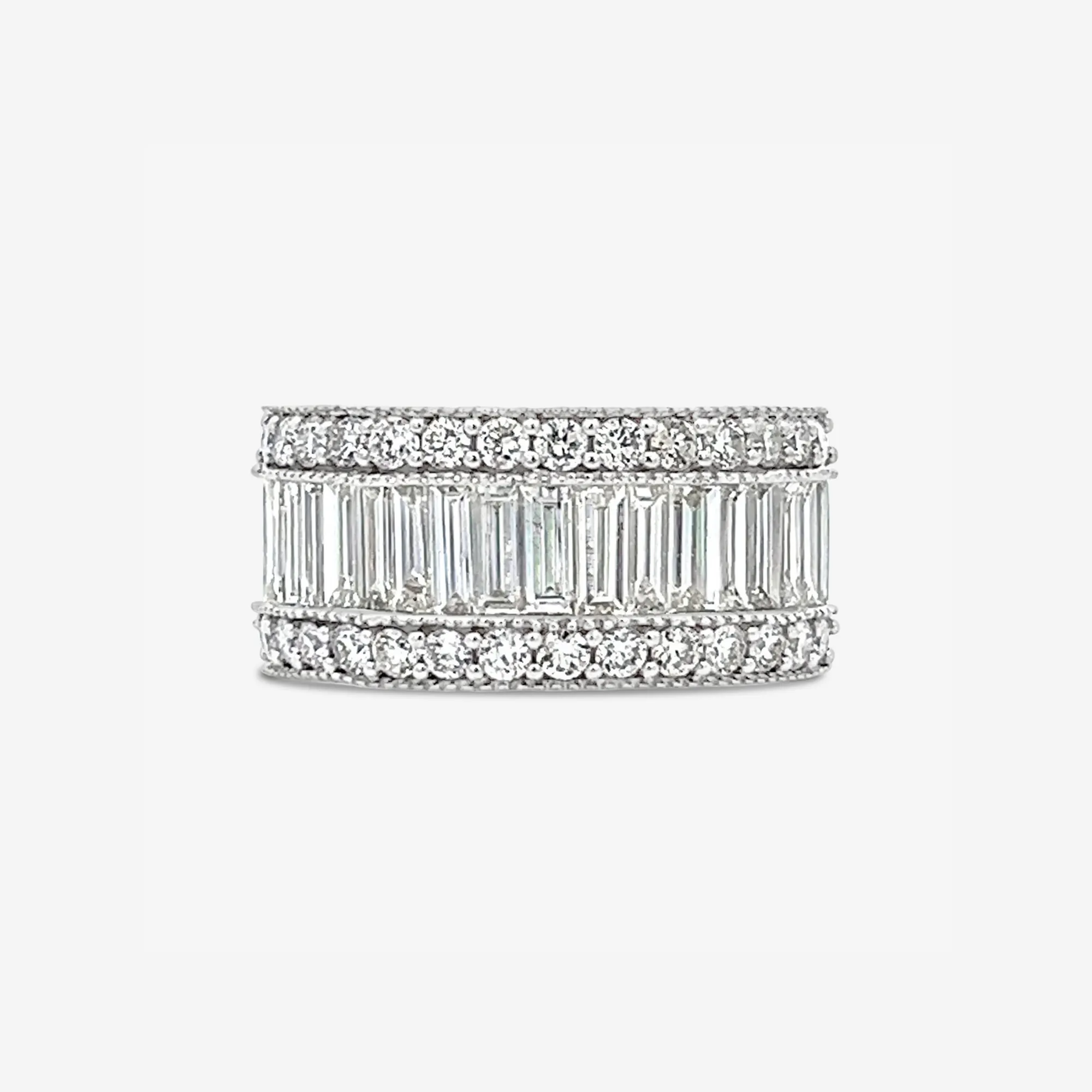 Baguette & Round Diamond Ring