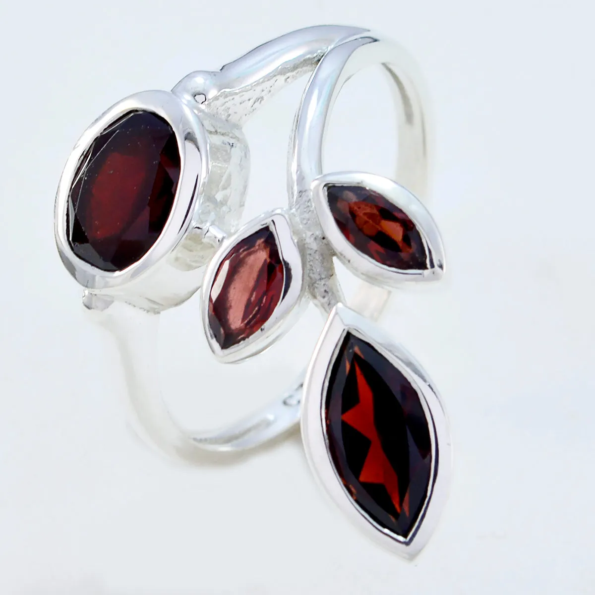 Fine-Looking Gemstones Garnet Solid Silver Ring Fathers Day Gift