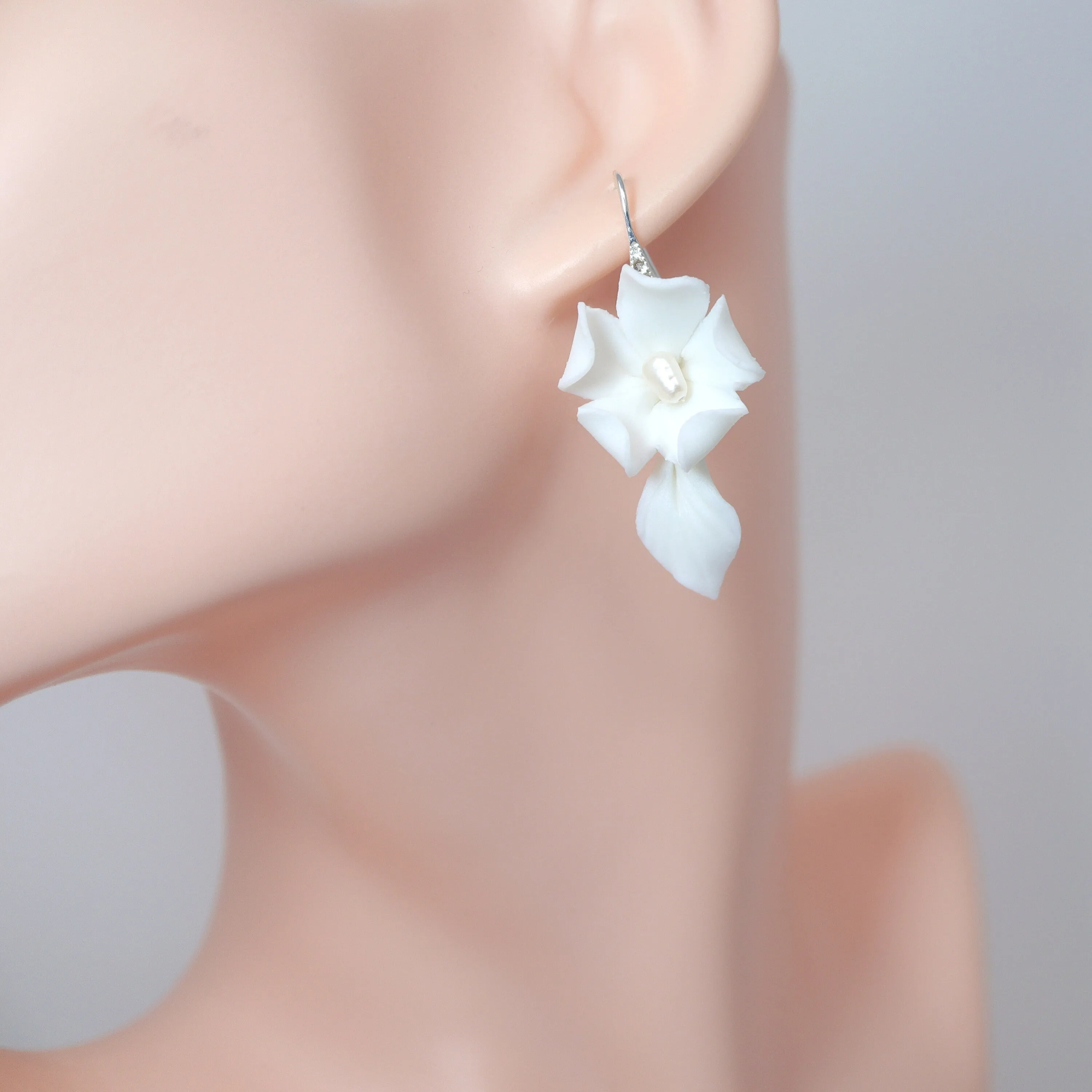 Freshwater Cultured Pearl Ceramic White Flower Hook Rhinestone Earrings, Long Bridal Earring, Pearl Bridal Earrings, Statement Earrings.