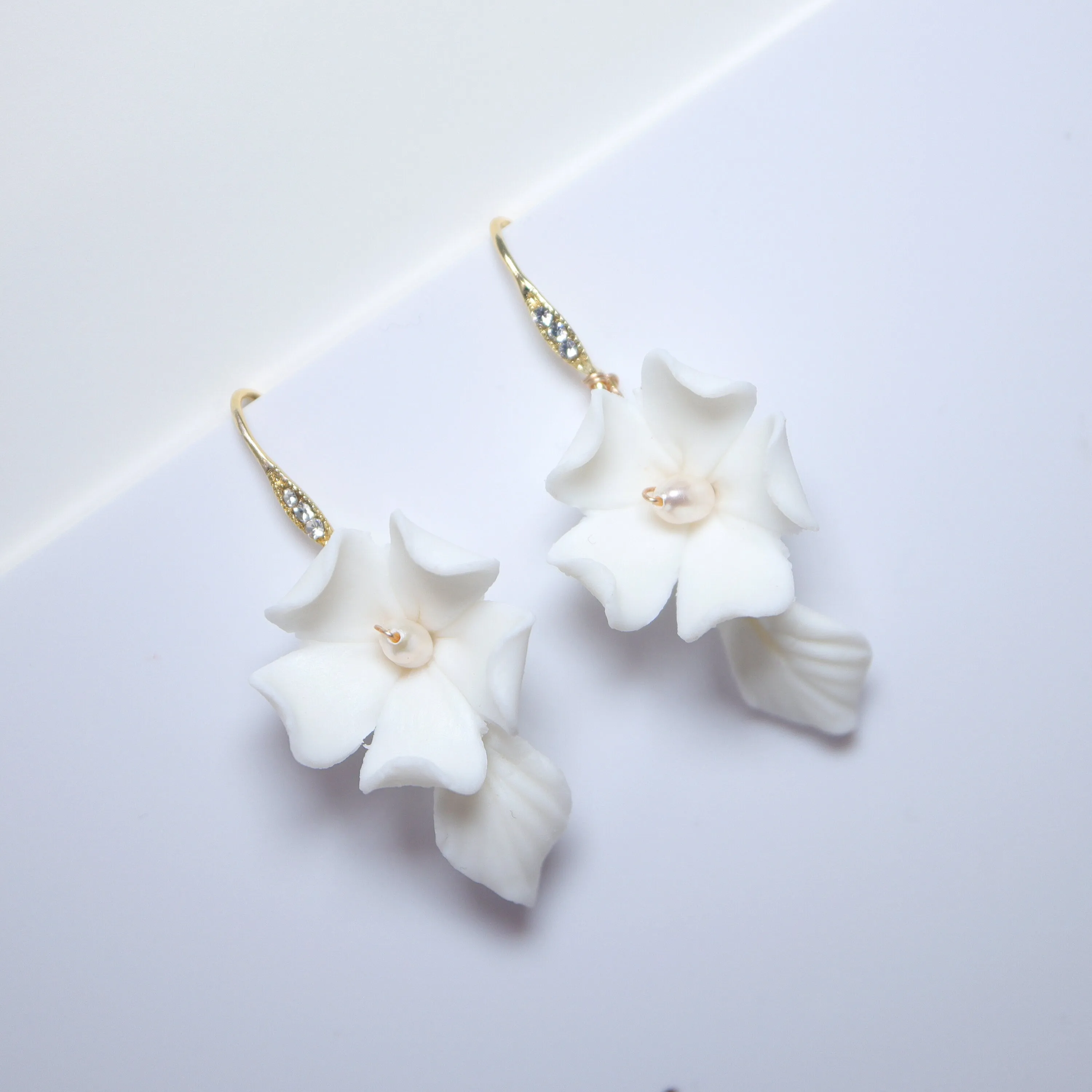 Freshwater Cultured Pearl Ceramic White Flower Hook Rhinestone Earrings, Long Bridal Earring, Pearl Bridal Earrings, Statement Earrings.