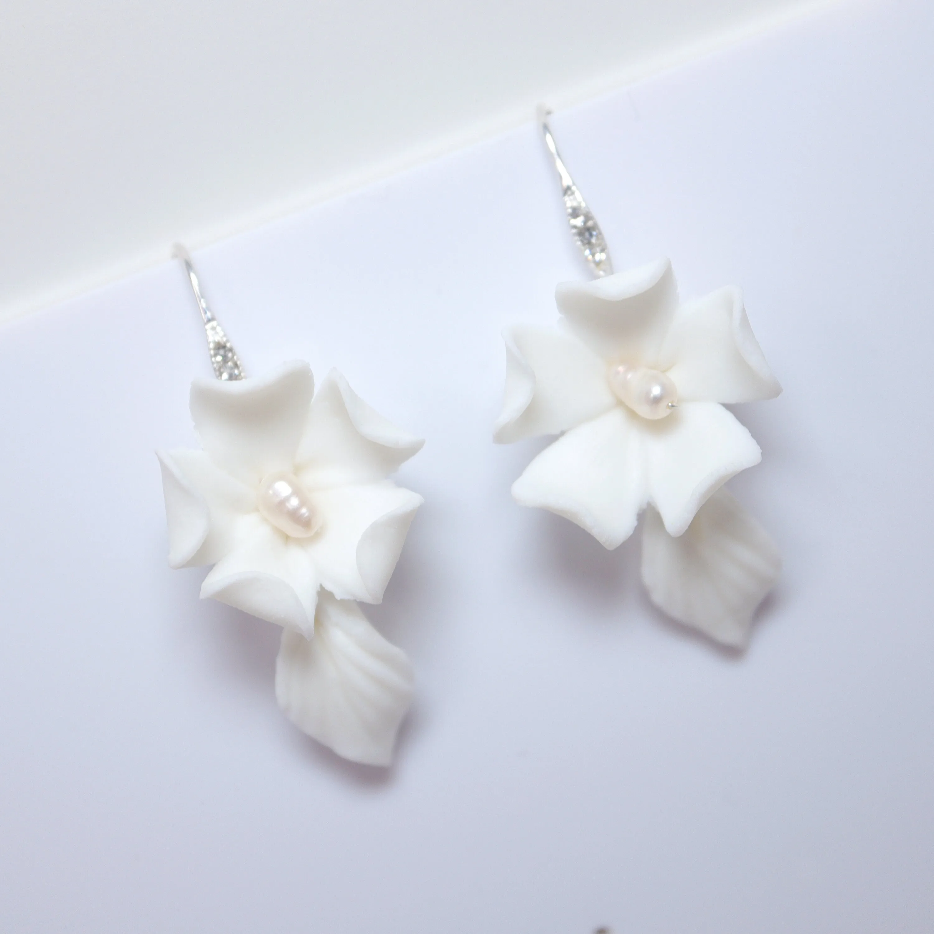 Freshwater Cultured Pearl Ceramic White Flower Hook Rhinestone Earrings, Long Bridal Earring, Pearl Bridal Earrings, Statement Earrings.