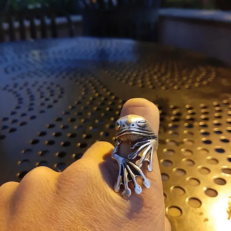 Giant Amazon Rainforest Tree Frog Ring