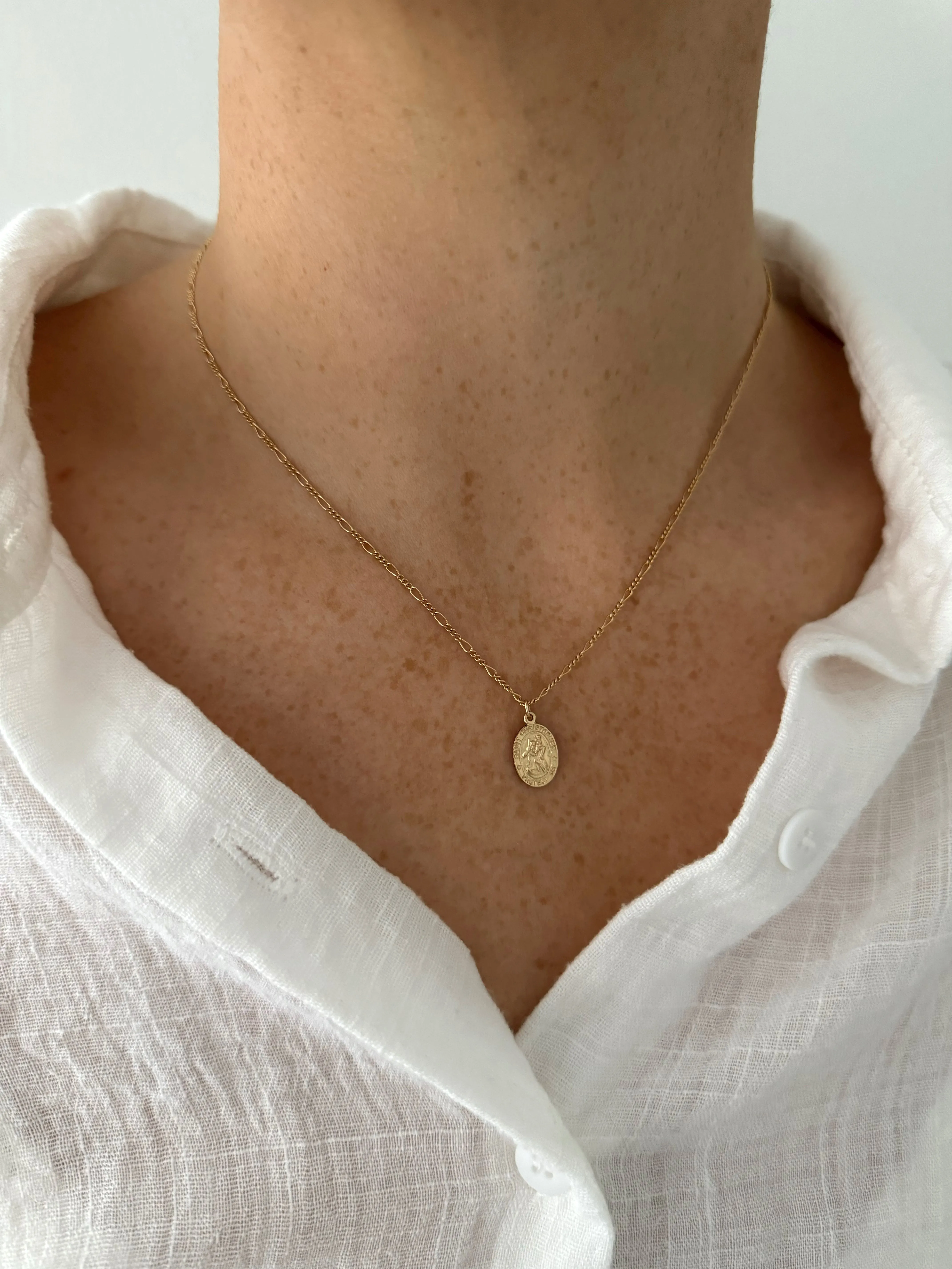 OVAL COIN NECKLACE