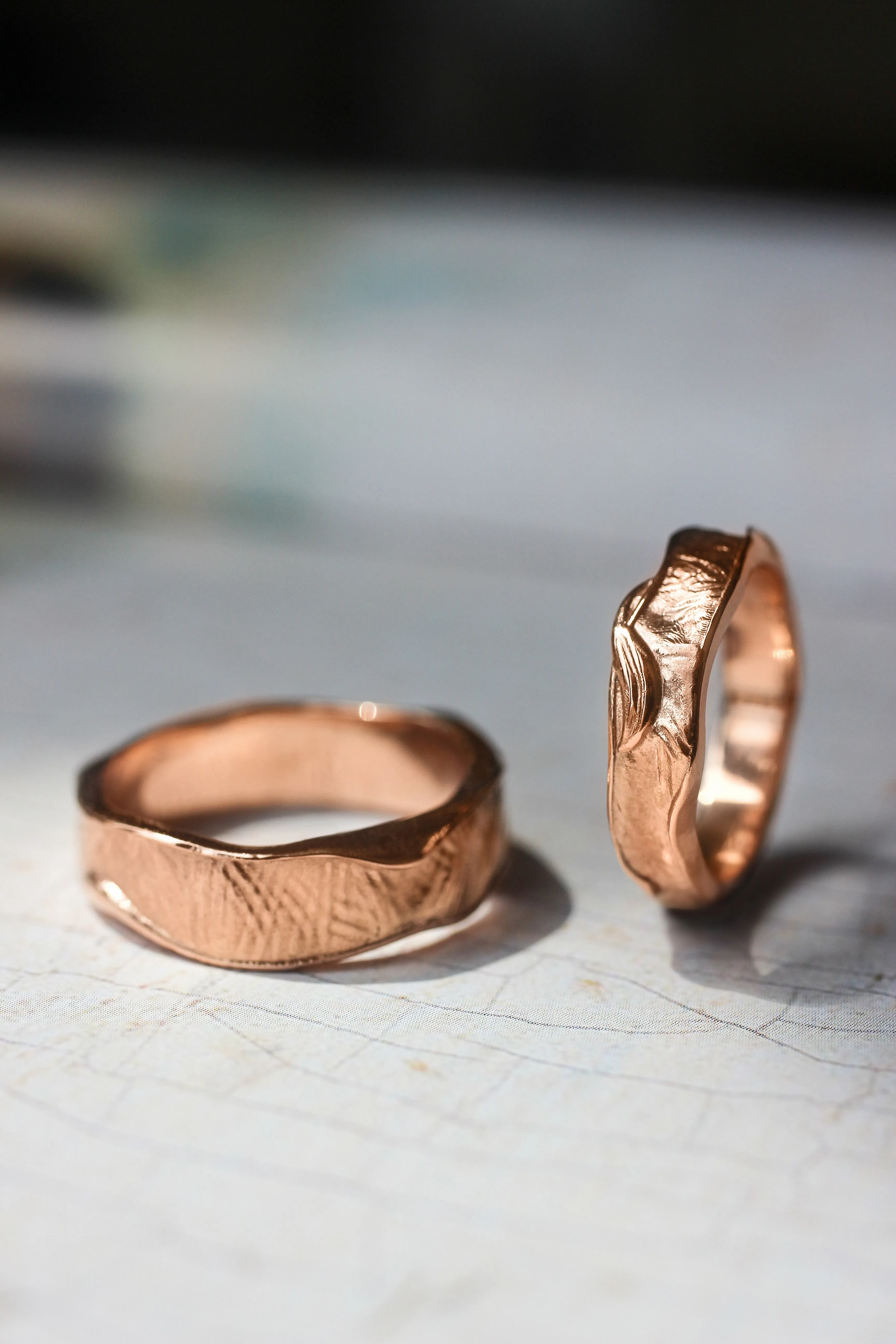 READY TO SHIP: Textured wedding band in 14K rose gold, RING SIZE 5 US