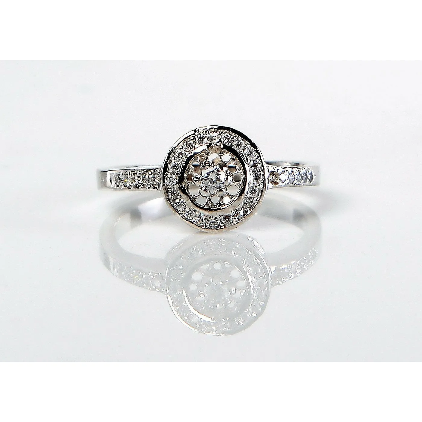 Shimmering Zircon Studded Ring (925 Sterling Silver)