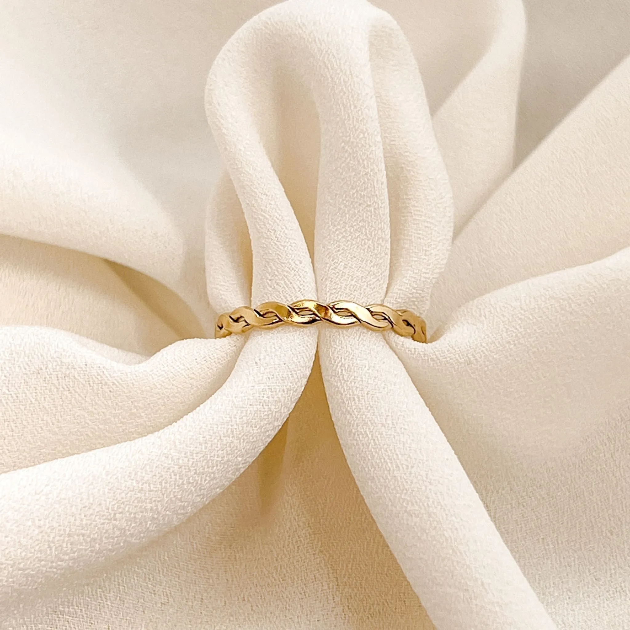 The Affinity Stacking Ring